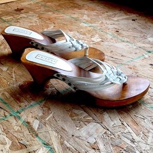 White Leather Arizona Jean Company Sandals